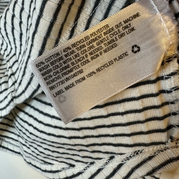 5/$25 Ribbed longsleeve ruffle shirt - Picture 3 of 3